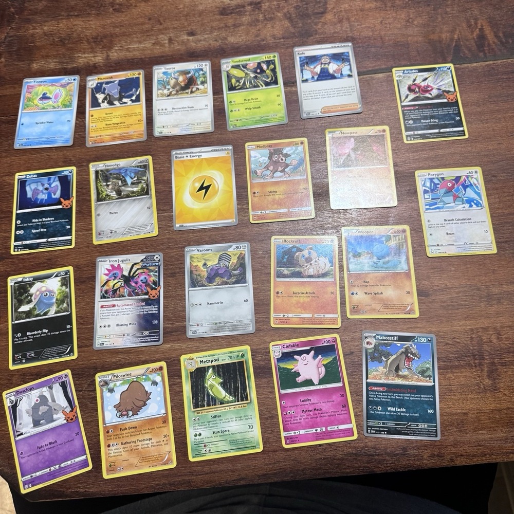 Lot Of Random Pokemon Cards.  102 Cards Mixed‎ Lot - Picture 4 of 8